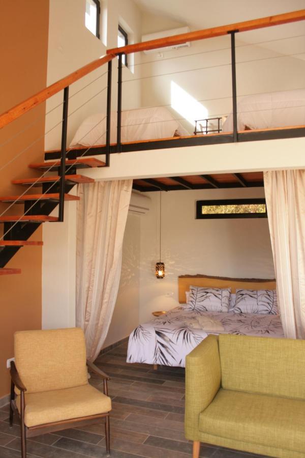 Bote Farms Agriturismo Sarandë エクステリア 写真